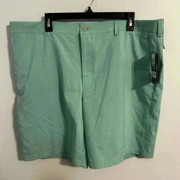 Men’s Size 42 PGA Tour Stretch elasticsa Shorts NWT. Aqua green color. - Picture 1 of 9